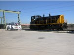 WAMX 1527  13Dec2012  A little maintenance time on the San Antonio Central in East Kelly Railport 